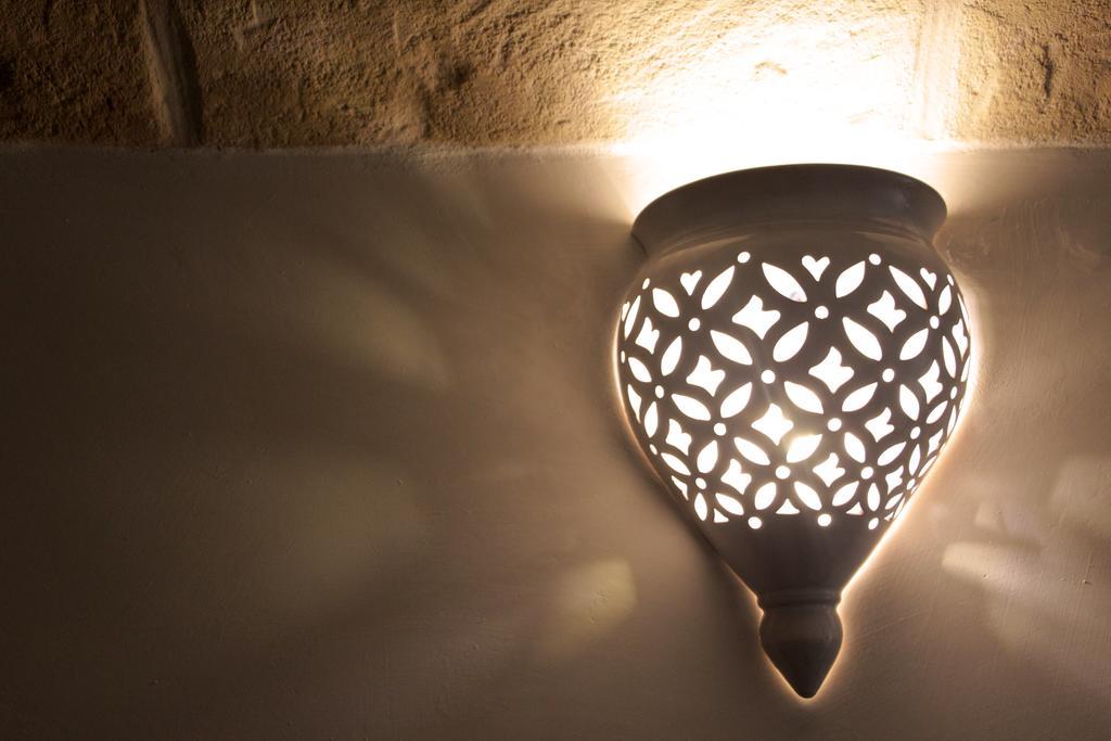 Palazzo Manfredi - Bed And Breakfast Monopoli Bagian luar foto