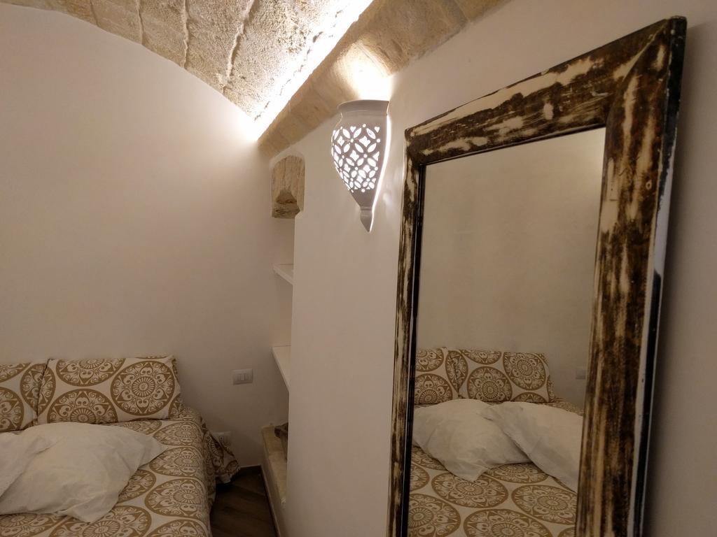 Palazzo Manfredi - Bed And Breakfast Monopoli Bagian luar foto