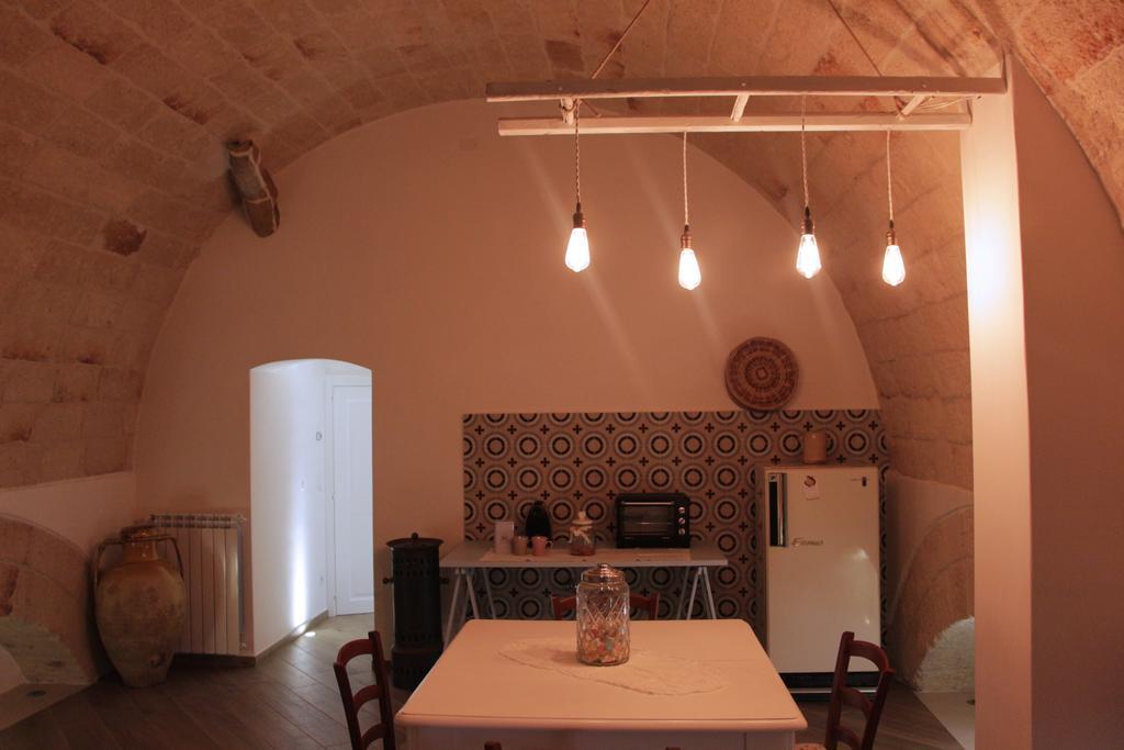 Palazzo Manfredi - Bed And Breakfast Monopoli Bagian luar foto