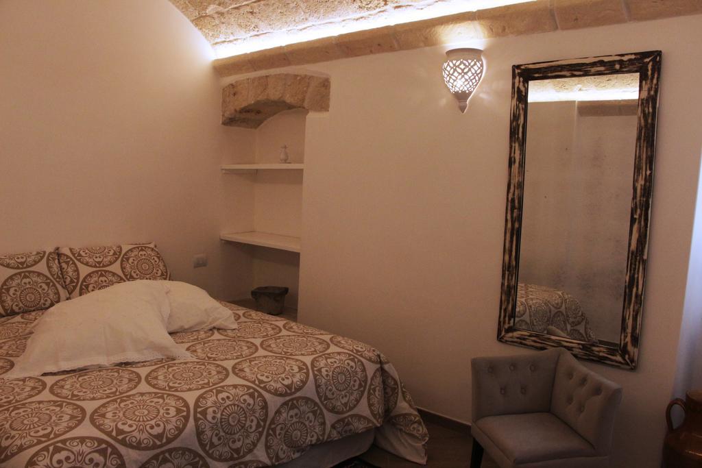 Palazzo Manfredi - Bed And Breakfast Monopoli Bagian luar foto